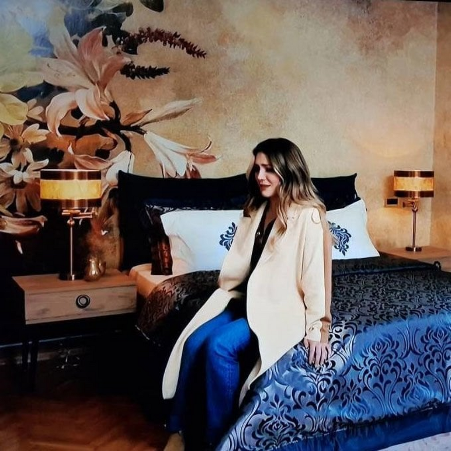 Papier peint chambre d'amis du yali de Hale Ilgaz (Hülya Avşar), série Masumiyet