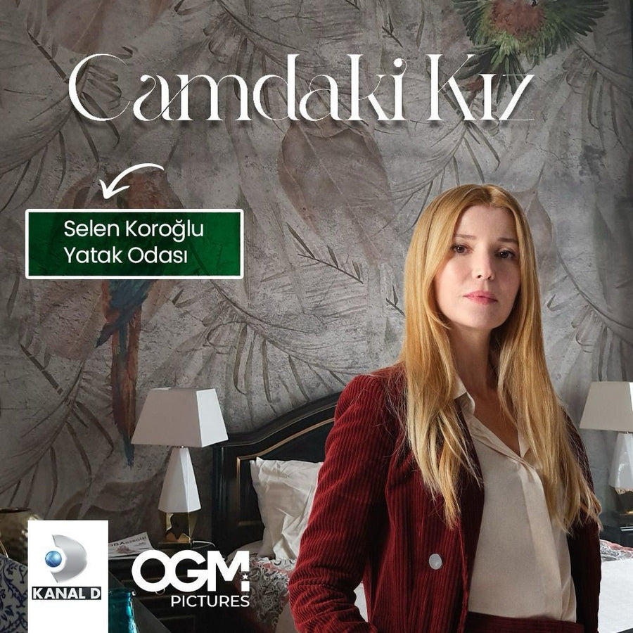Papier peint tête de lit de la chambre de Selen Koroğlu, série Camdaki Kız