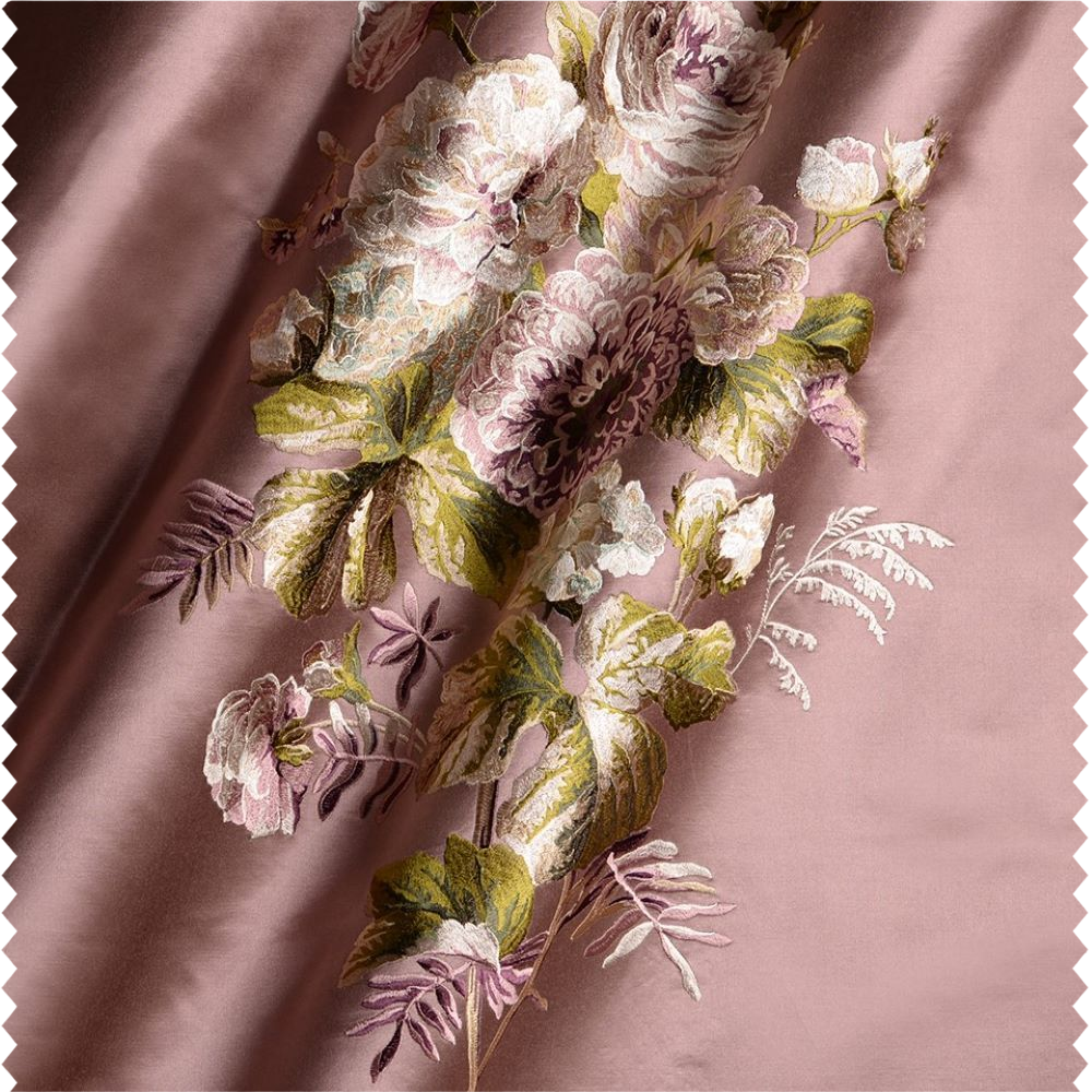 Tissu panneau brodé sur fond satiné