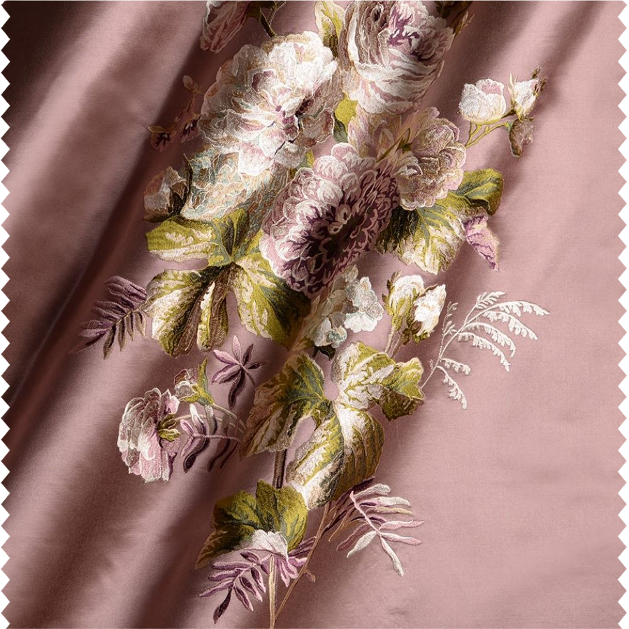 Tissu panneau brodé sur fond satiné