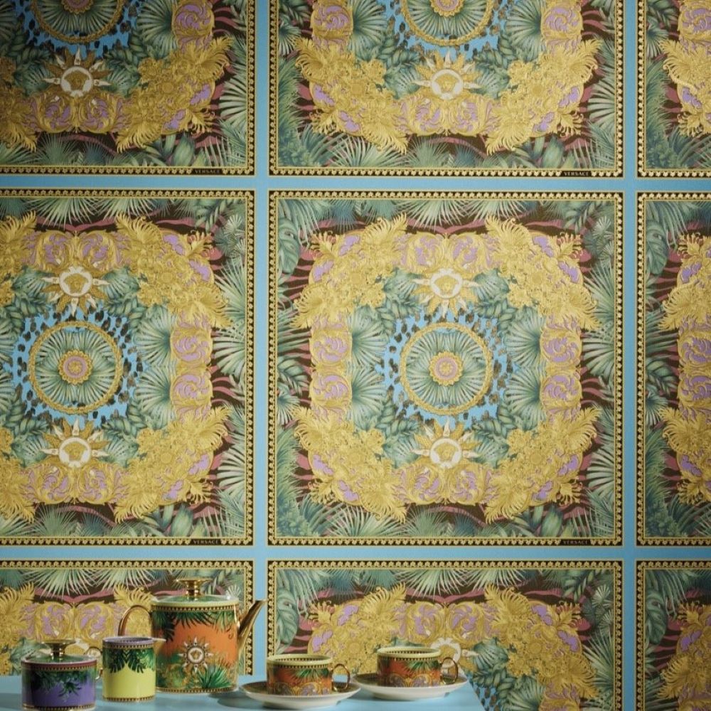 Papier peint collection Versace 5 motif médaillon baroque or