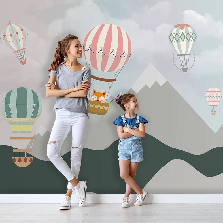 Papier peint montgolfières aux couleurs chaudes et cerf