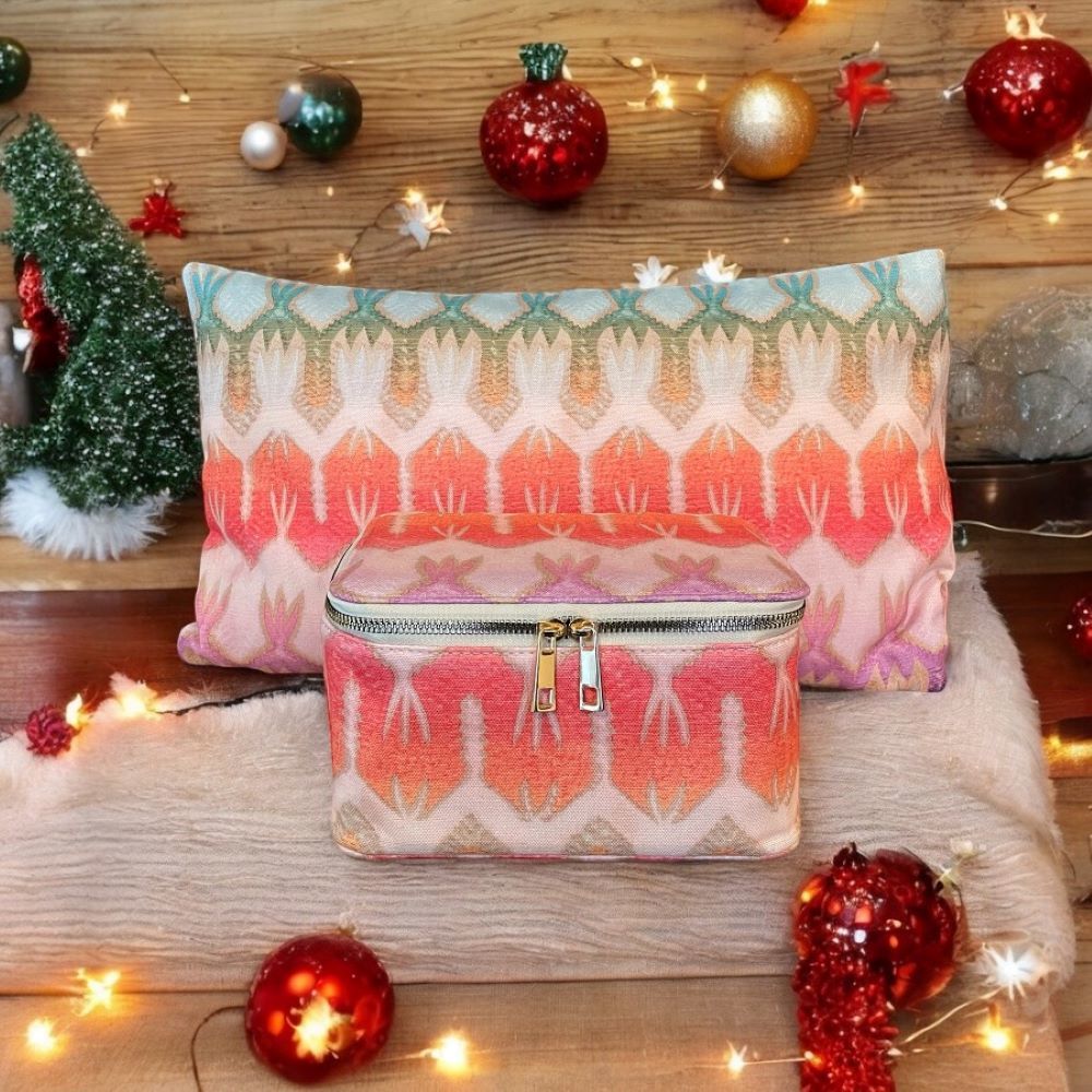 Ensemble coussin de dos et sac aux couleurs du soleil