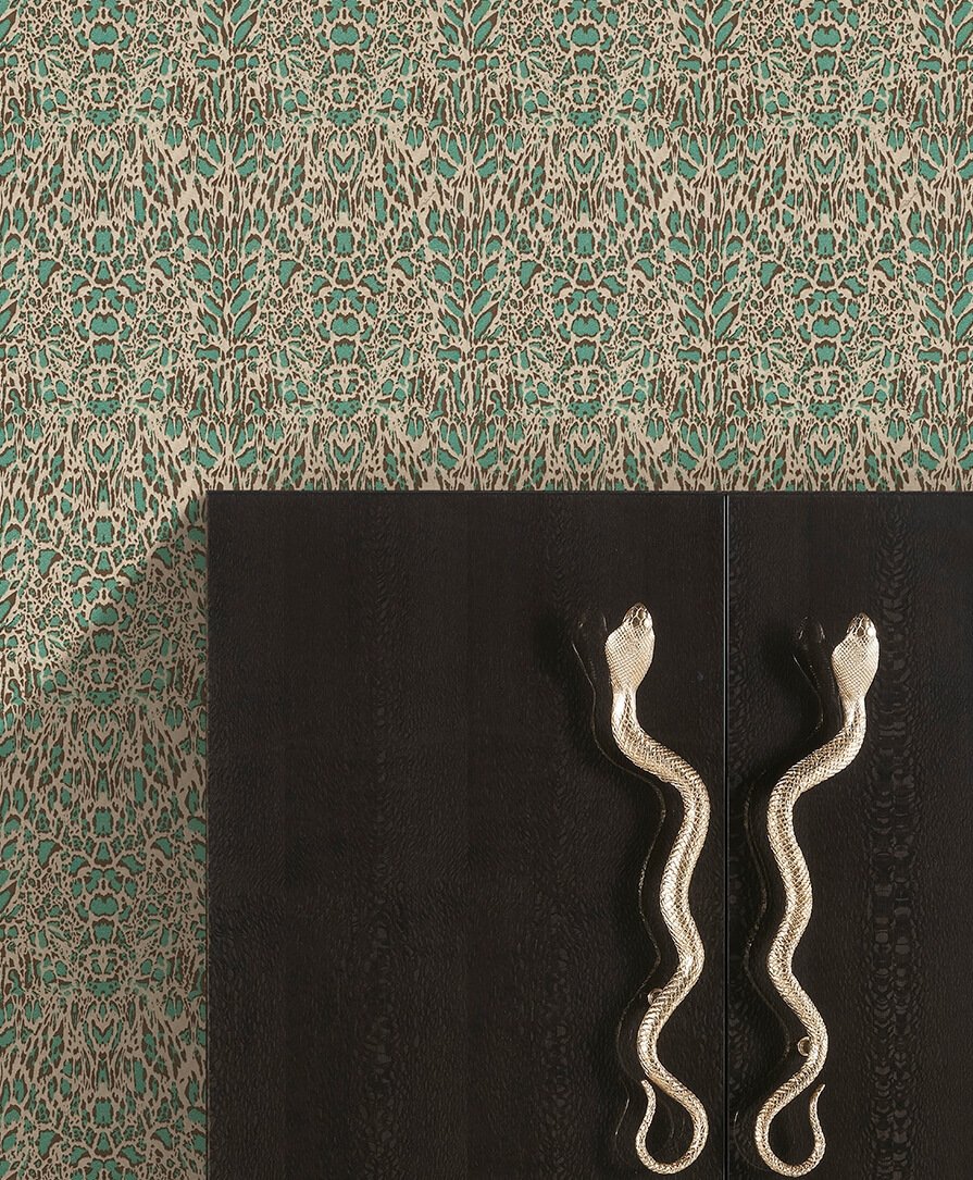Papier peint Roberto Cavalli motif léopard crème et vert