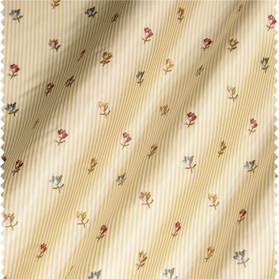 Tissu d'ameublement brodé sur fond satiné rayé