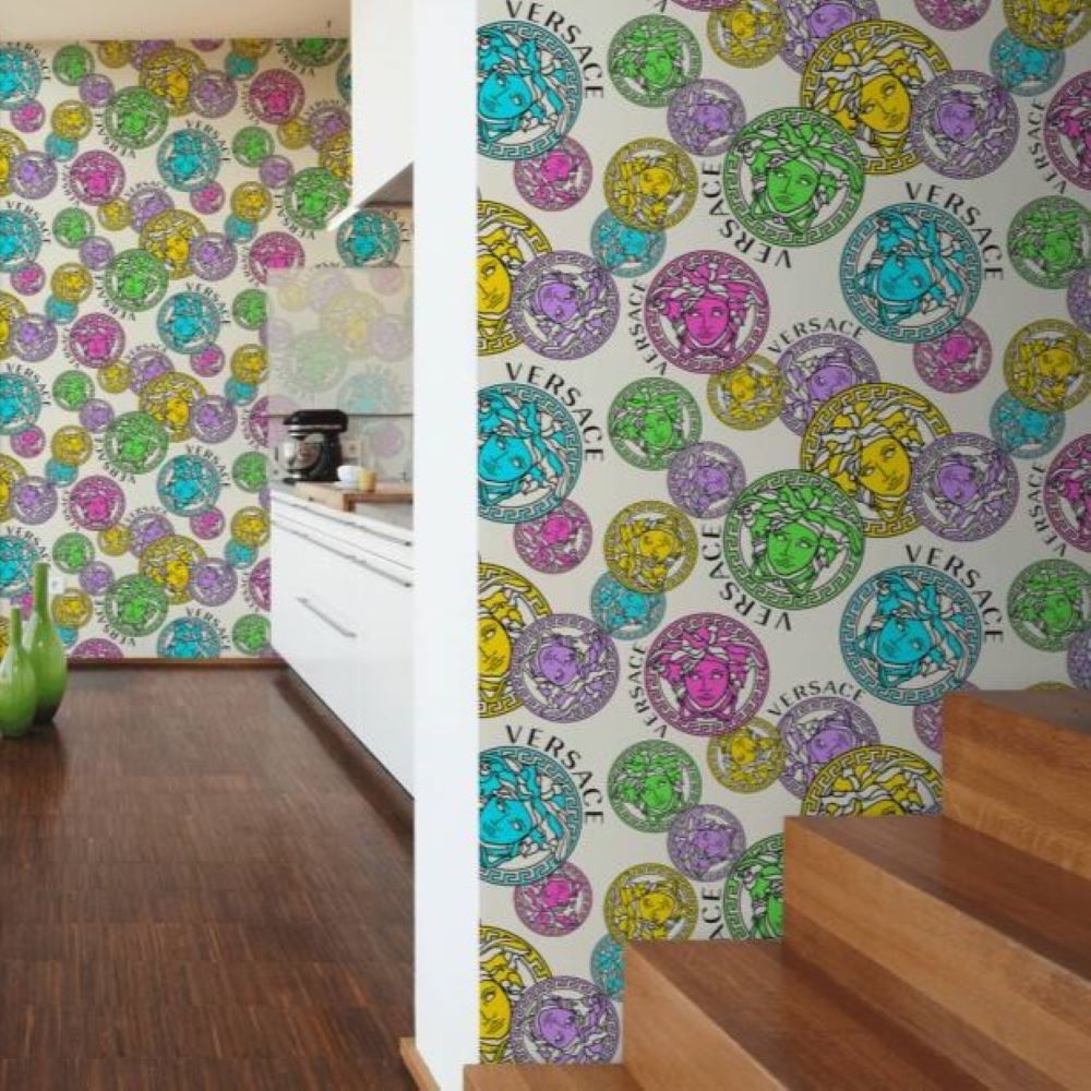 Papier peint collection Versace 5 Méduses colorées