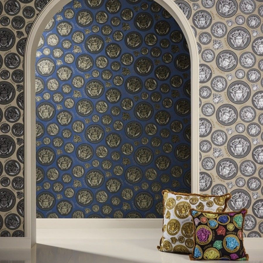 Papier peint Versace 5 Medusa Head bleu marine