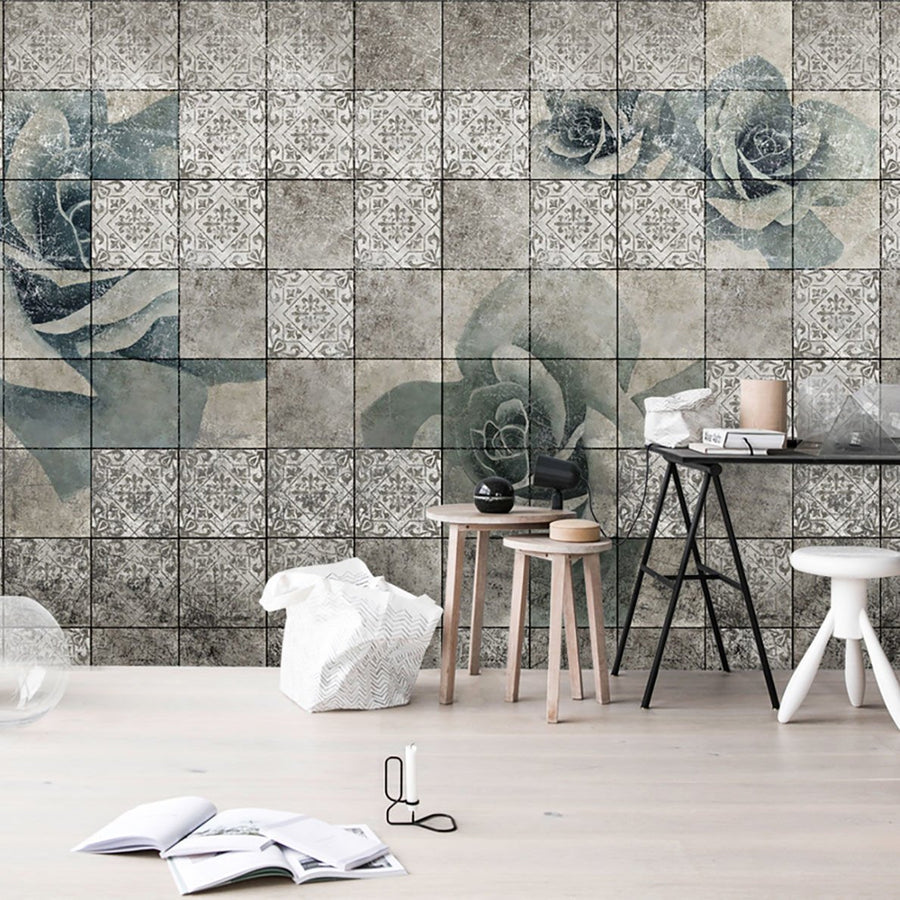 Papier peint roses dans la faïence