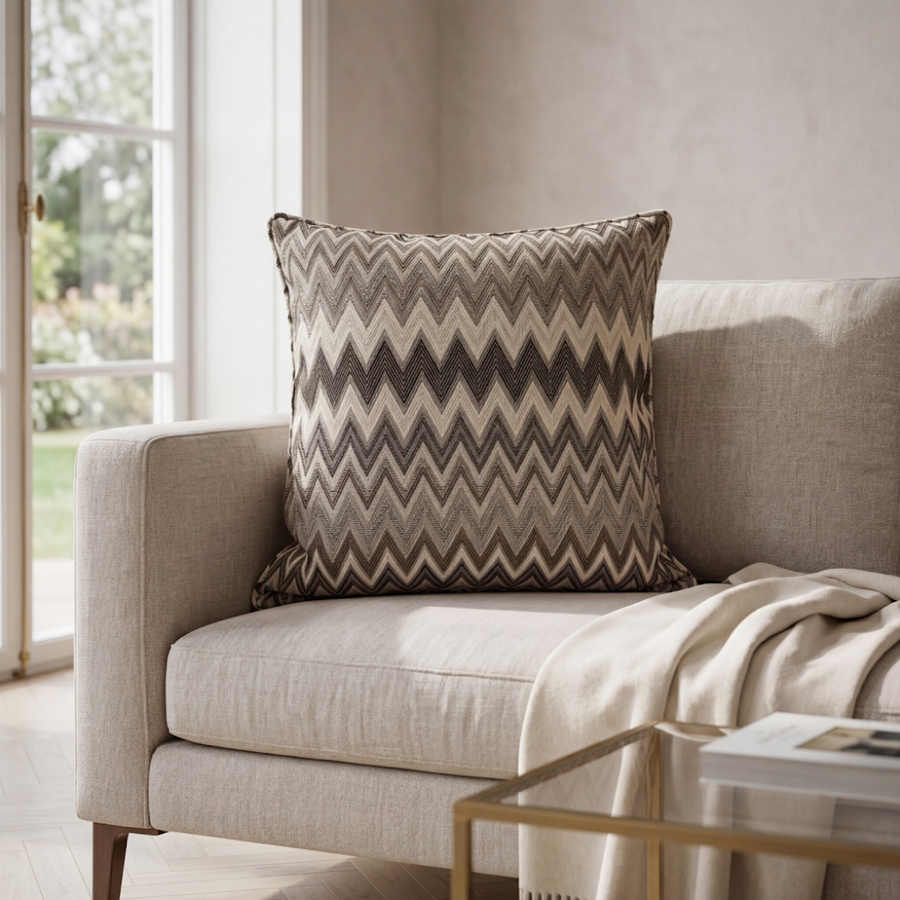 Coussin décoratif tissé à motif zigzag